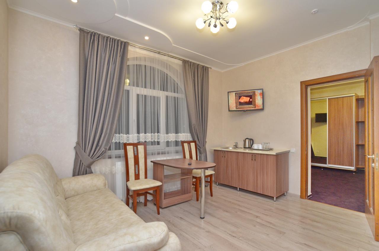 Apart-Hotel Orlan Mykulychyn Extérieur photo