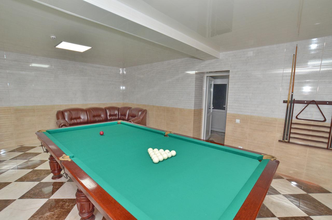 Apart-Hotel Orlan Mykulychyn Extérieur photo