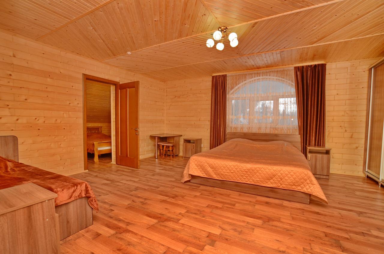 Apart-Hotel Orlan Mykulychyn Extérieur photo